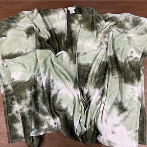 EARTHBOUND Green and White Tie-Dye Scarf